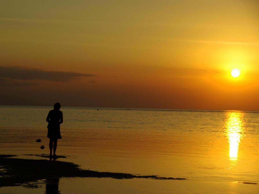 New Adirama Beach Hotel Lovina  Luaran gambar