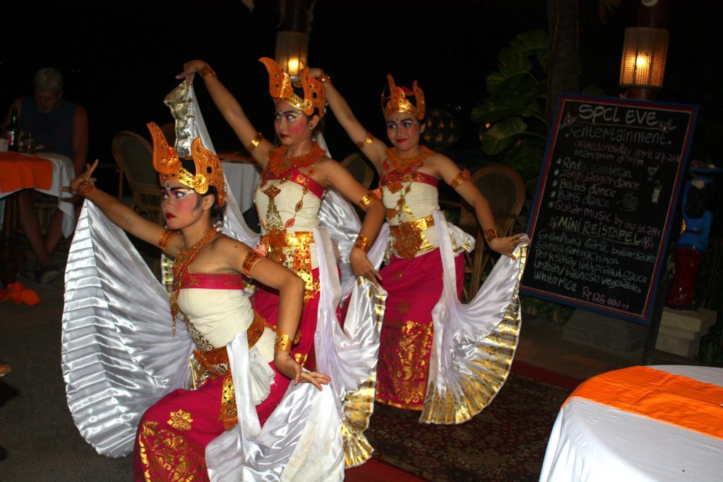 New Adirama Beach Hotel Lovina  Luaran gambar